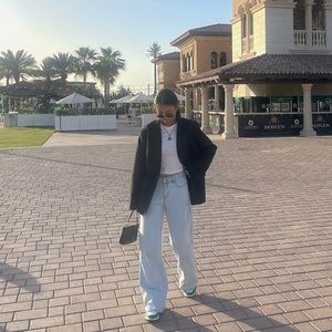 Meet your Posher, Mali